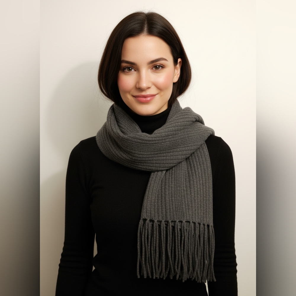 Elegant Gray Knit Scarf Like new Still Excellent Quality